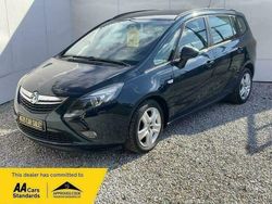 Green Used 2015 Vauxhall Zafira MPV | £3,995 (Fair price)