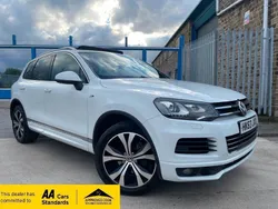White Used 2013 VW Touareg R-line SUV | £9,490 (Fair price)