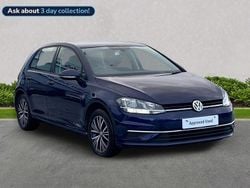 Blue Used 2018 VW Golf VII SE Hatchback | £11,754 (Good price)