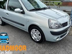 Silver Used 2004 Renault Clio II Extreme Hatchback | £1,690 (Fair price)