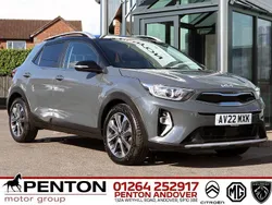 Grey Used 2022 Kia Stonic SUV | £15,490 (Fair price)