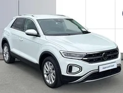 Used 2025 VW T-Roc Style SUV | £23,322 (Fair price)