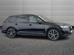 Black Used 2022 Audi Q7 Black Edition SUV | £41,991 (Fair price)