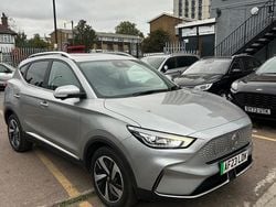 Silver Used 2023 MG ZS Trophy Hatchback | £12,990 (Good price)