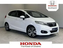 Platinum white Used 2018 Honda Jazz EX Hatchback | £13,749 (Fair price)