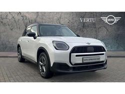 White New 2025 Mini Countryman Classic SUV | £31,285 (Super price)