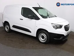 White Used 2023 Vauxhall Combo MPV | £11,849 (Good price)