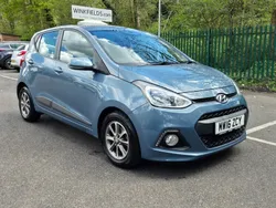 Blue Used 2016 Hyundai i10 Premium Hatchback | £9,780 (Fair price)