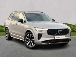 Silver Used 2025 Volvo XC90 Plus SUV | £56,325 (Expensive)