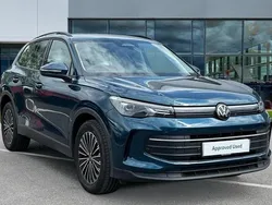 Nightshade blue metallic New 2025 VW Tiguan Life SUV | £30,661 (Good price)
