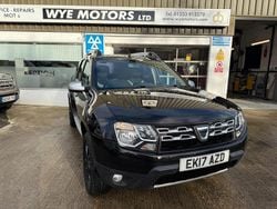 Black Used 2017 Dacia Duster Prestige Hatchback | £4,995 (Super price)