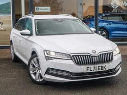 Moon white metallic Used 2021 Skoda Superb SE L Estate | £15,710 (Fair price)