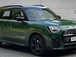 Green Used 2025 Mini Countryman SUV | £35,400 (A bit pricey)