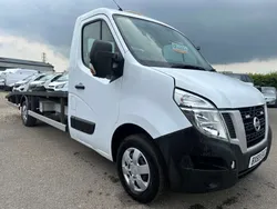 White Used 2019 Nissan NV400 SE Van | £11,663 (Expensive)