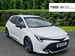 White Used 2024 Toyota Corolla Sport Hatchback | £24,995 (Fair price)