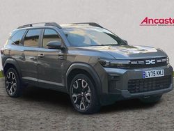 Grey New 2025 Dacia Bigster Journey SUV | £27,995 (Fair price)