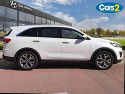 White Used 2015 Kia Sorento 4 SUV | £14,990 (Fair price)