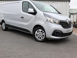 Silver Used 2018 Renault Trafic Van | £12,395 (Good price)