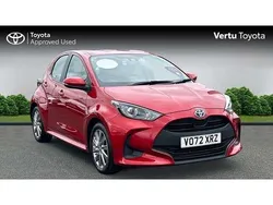 Red Used 2022 Toyota Yaris Hybrid Hatchback | £14,299 (Good price)