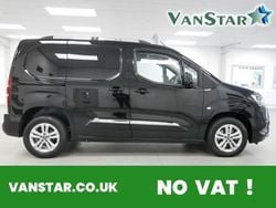 Black Used 2022 Toyota Proace Design Van | £17,789 (Fair price)