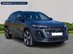 Grey Used 2025 Audi Q5 Sport SUV | £51,385