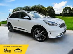 White Used 2019 Kia Niro 3 SUV | £10,495 (Fair price)