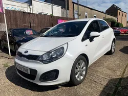 White Used 2014 Kia Rio Hatchback | £2,495 (Fair price)