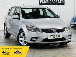 Silver Used 2010 Kia Ceed Hatchback | £4,000 (Good price)