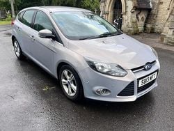 Silver Used 2013 Ford Focus Zetec Hatchback | £2,690 (Good price)