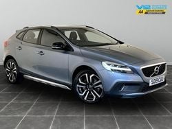 Blue Used 2019 Volvo V40 CC Pro Estate | £13,995 (Fair price)
