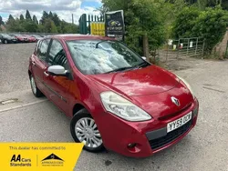Red Used 2009 Renault Clio II Hatchback | £1,795 (Fair price)