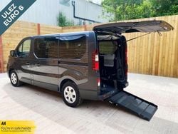 Grey Used 2024 Renault Trafic Van | £23,945