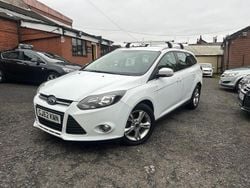 White Used 2012 Ford Focus Zetec Estate | £2,395 (Good price)