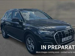 Black Used 2022 Audi Q5 Sport SUV | £27,384 (Fair price)