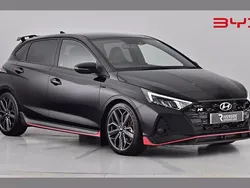 Black Used 2022 Hyundai i20 Hatchback | £21,470 (Fair price)