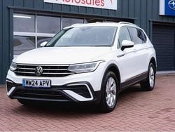 White Used 2024 VW Tiguan Allspace Life SUV | £25,995 (Fair price)