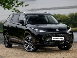 Black New 2025 MG HS Trophy SUV | £31,295