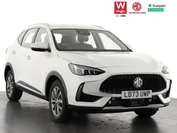 White Used 2023 MG HS SE SUV | £16,095 (Fair price)