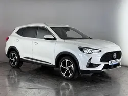 White Used 2023 MG HS Trophy SUV | £17,600 (Fair price)