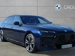 BMW i7
