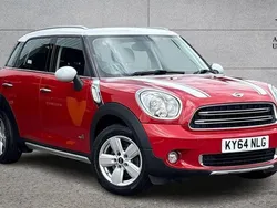 Red Used 2014 Mini Cooper Countryman SUV | £10,990 (Expensive)