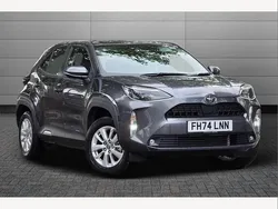 Grey Used 2025 Toyota Yaris Cross SUV | £22,899 (Good price)