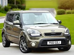 Green Used 2011 Kia Soul SUV | £3,500 (Fair price)