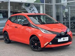 Orange twist Used 2015 Toyota Aygo X-cite Hatchback | £6,935 (Fair price)