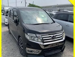 Purple Used 2013 Honda Stepwgn Cool MPV | £10,500 (Good price)