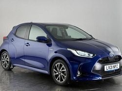 Used 2025 Toyota Yaris Hybrid Design Hatchback | £15,950 (Super price)