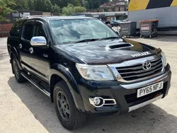Black Used 2015 Toyota HiLux Style Pickup | £16,989 (Fair price)