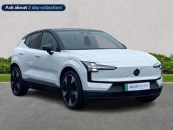 White New 2025 Volvo EX30 Performance SUV | £31,199 (Super price)