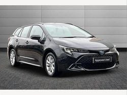 Black Used 2025 Toyota Corolla Sport Estate | £25,550 (Fair price)