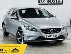 Used 2014 Volvo V40 R-Design Hatchback | £4,000 (Fair price)